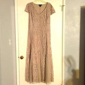 Mother of the Bride Evening Formal Light Blush Cream Dress. Sz 2x. Worn once!